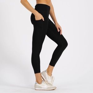 Vuori Black Stride Leggings